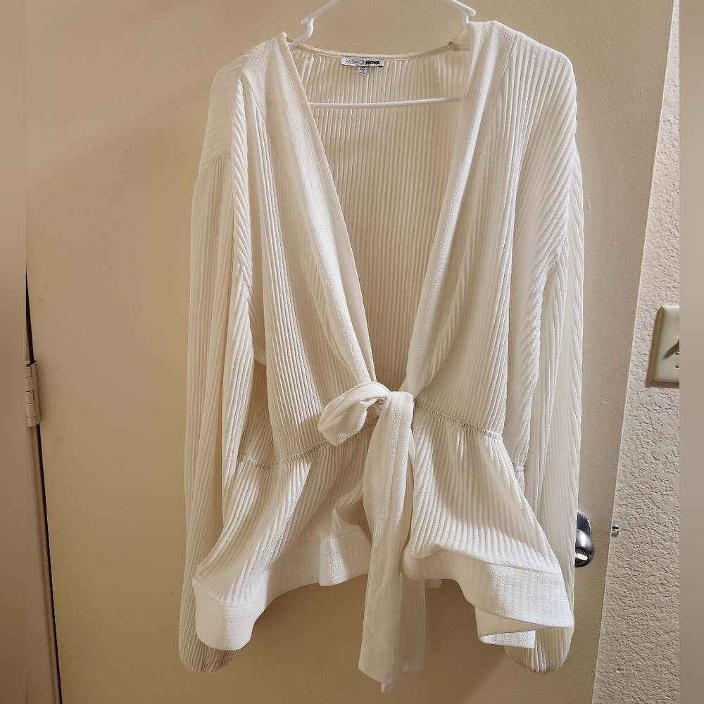 Fashion NOVA White Glowing Radiance Blouse